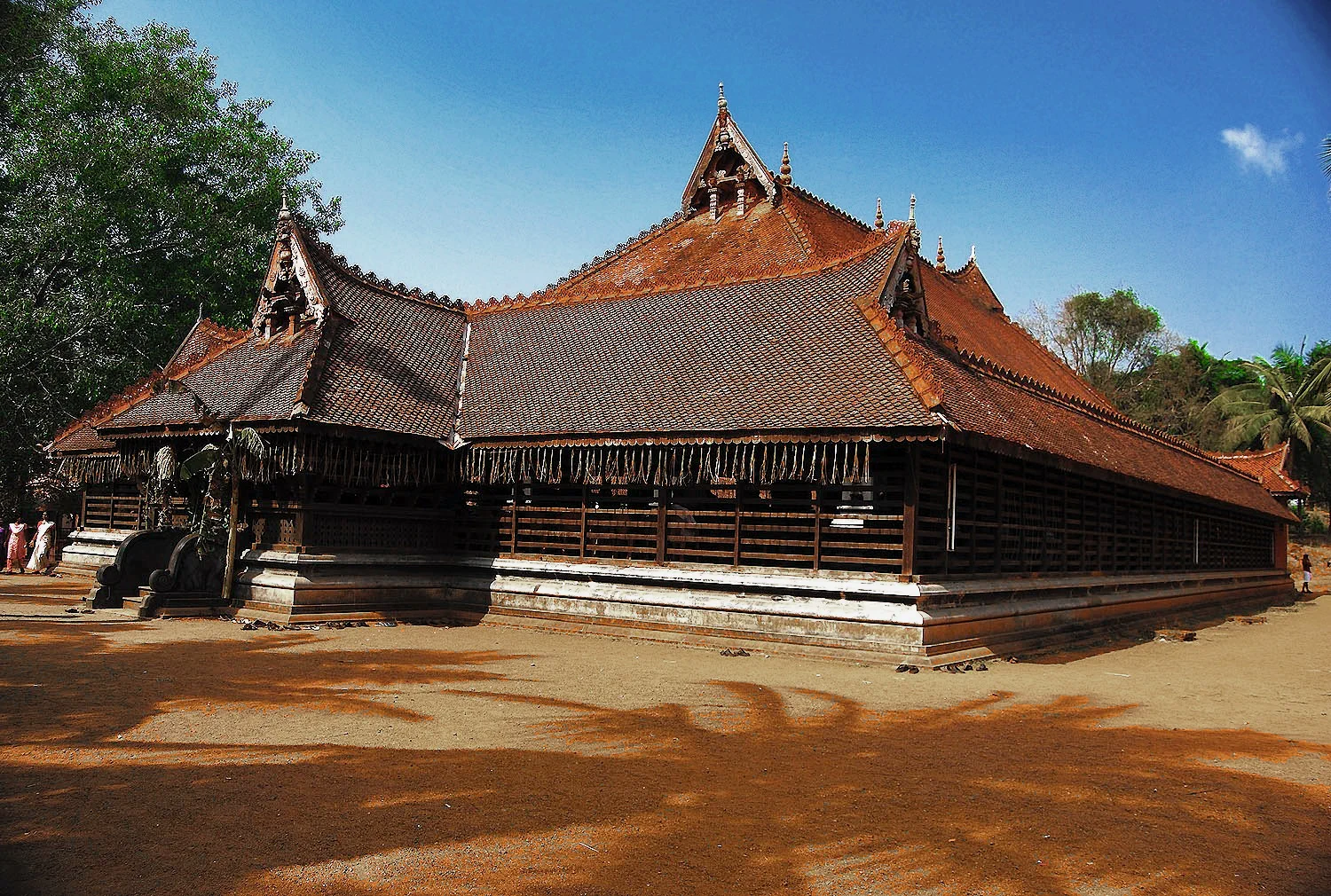 Traditional tiled-roof Koothambalam at Kerala Kalamandalam, Thrissur